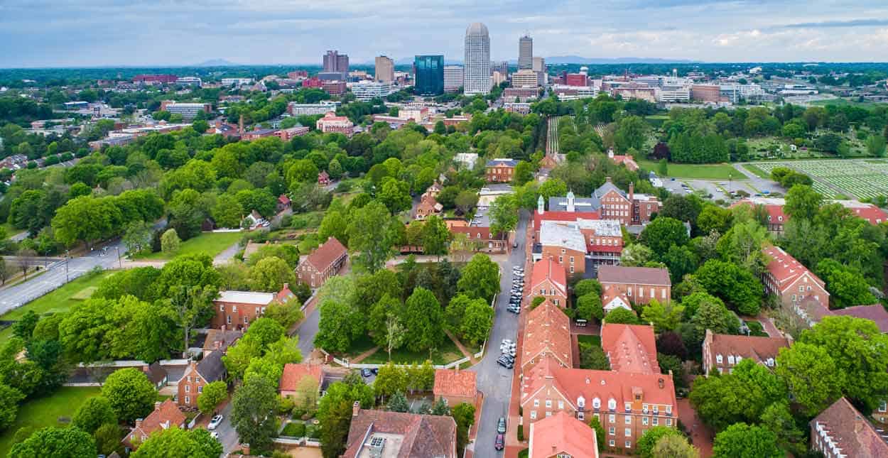 Single in Winston-Salem, NC? 9 Places and Apps to Find a Date