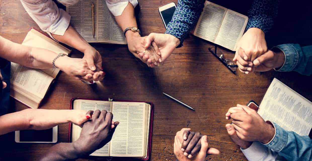 11 Places to Meet Christian Singles Nearby