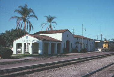 Corona Depot Bar & Grill