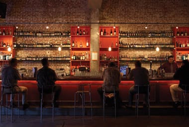 Bar 35