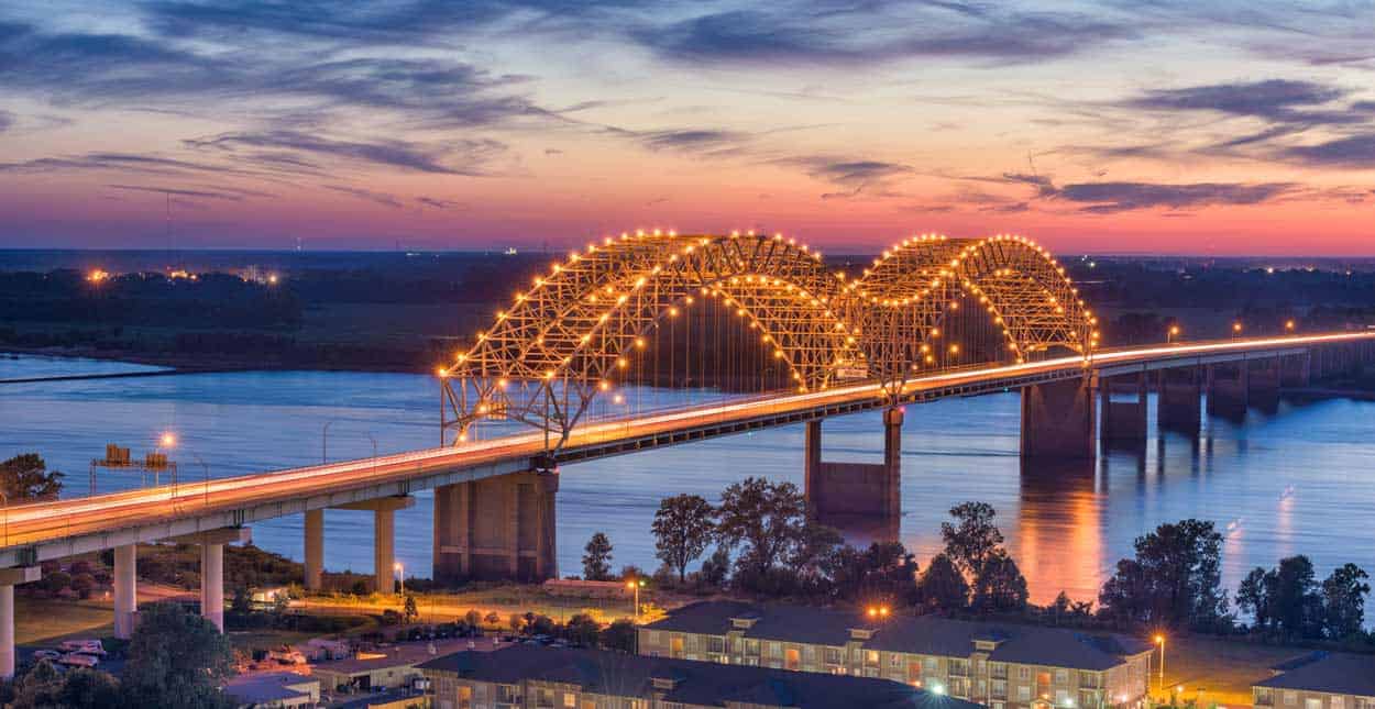 Single in Memphis, TN? 9 Places and Apps to Find a Date