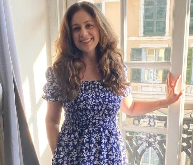 Match by Julia blue dress pic