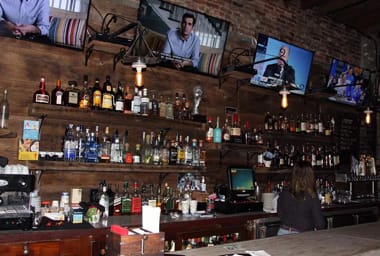 Pour Abbey's Bar & Grill