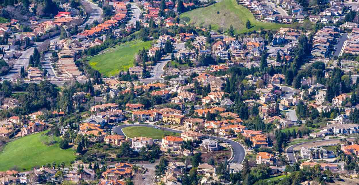 Single in Fremont, CA? 10 Places and Apps to Find a Date