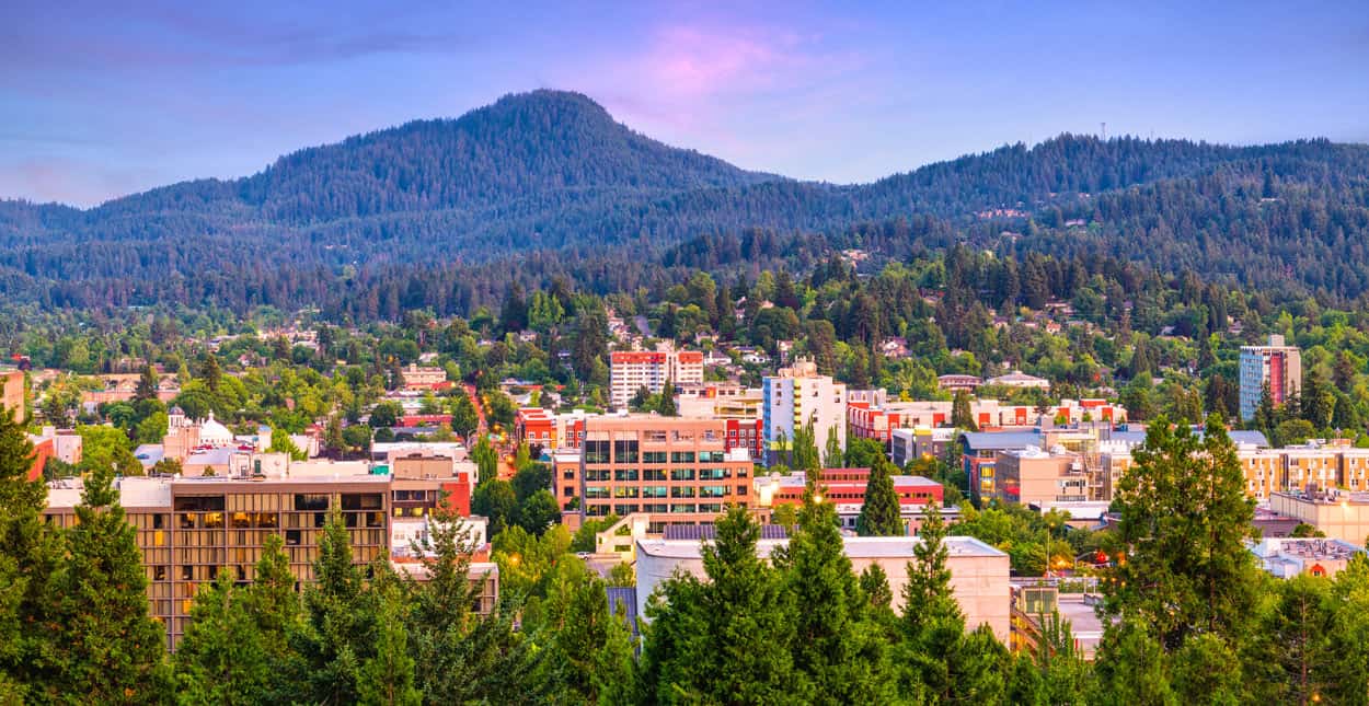 Single in Eugene, OR? 9 Places and Apps to Find a Date