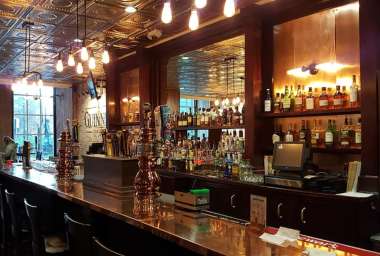 Flanagan's Irish Pub
