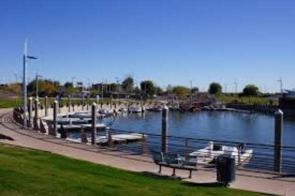 Photo of Tempe Town Lake's harbor