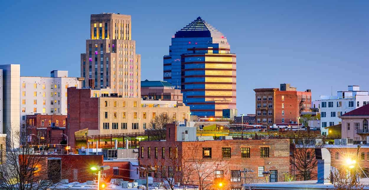 Single in Durham, NC? 9 Places and Apps to Find a Date