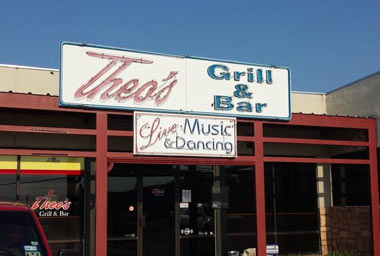 Theo's Grill &amp; Bar