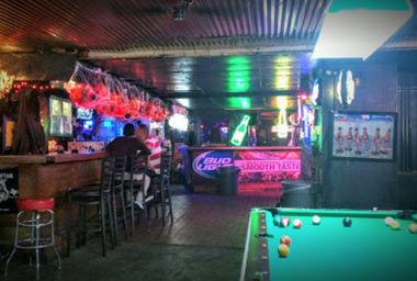 R & R Bar
