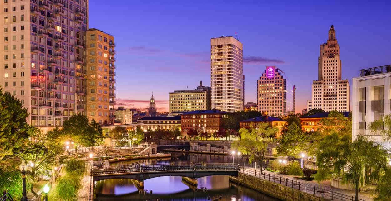 Single in Providence, RI? 10 Places and Apps to Find a Date