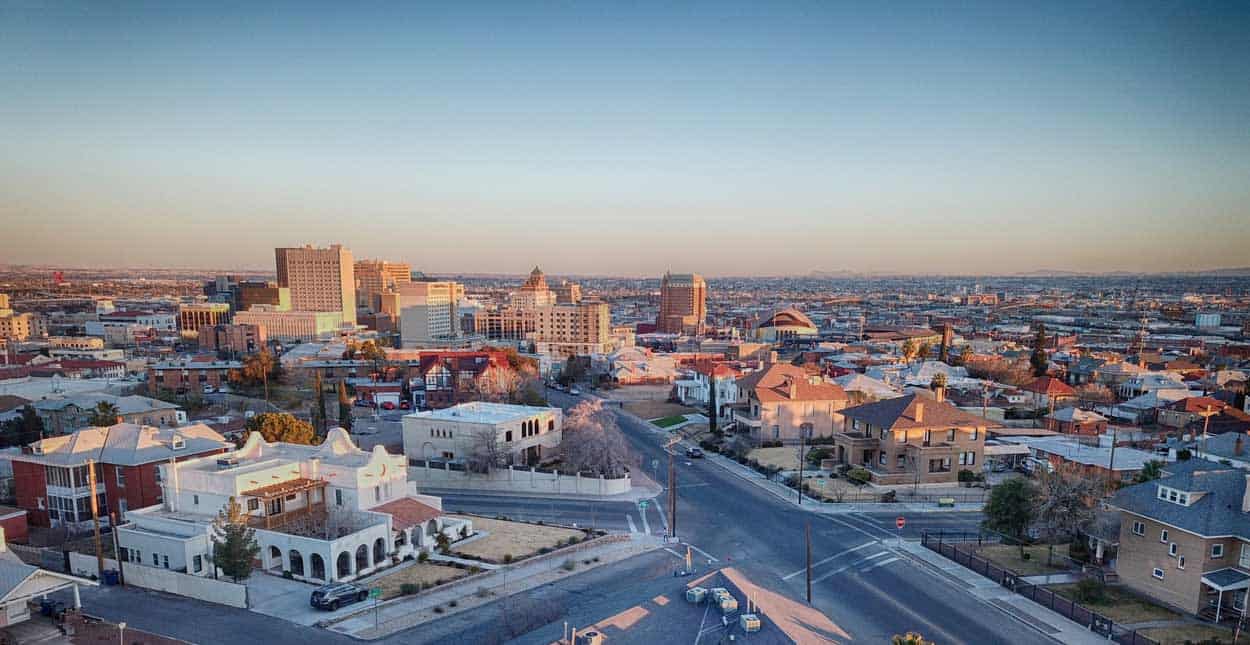 Single in El Paso, TX? 9 Places and Apps to Find a Date