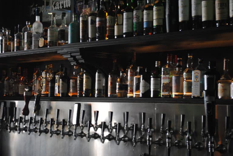 Lucky Baldwin's Pub