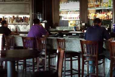 Glen Bar & Grill